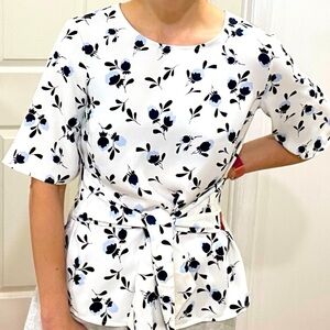 Ann Taylor floral tie waist blouse size XS